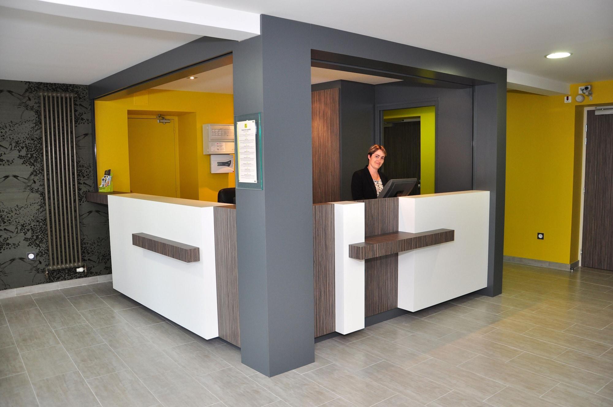 Logis Hotel A La Bonne Auberge Laval  Exterior foto