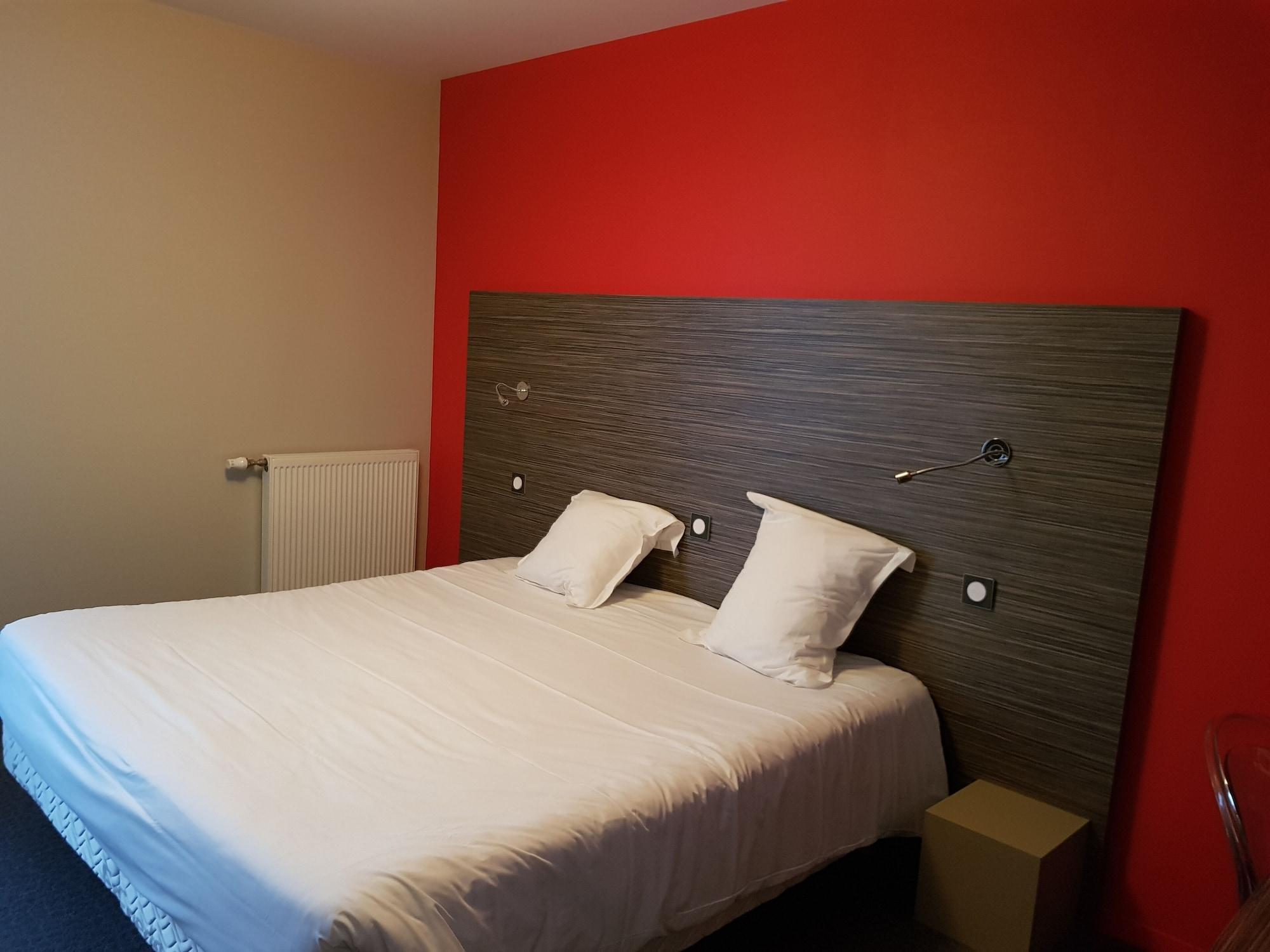Logis Hotel A La Bonne Auberge Laval  Exterior foto